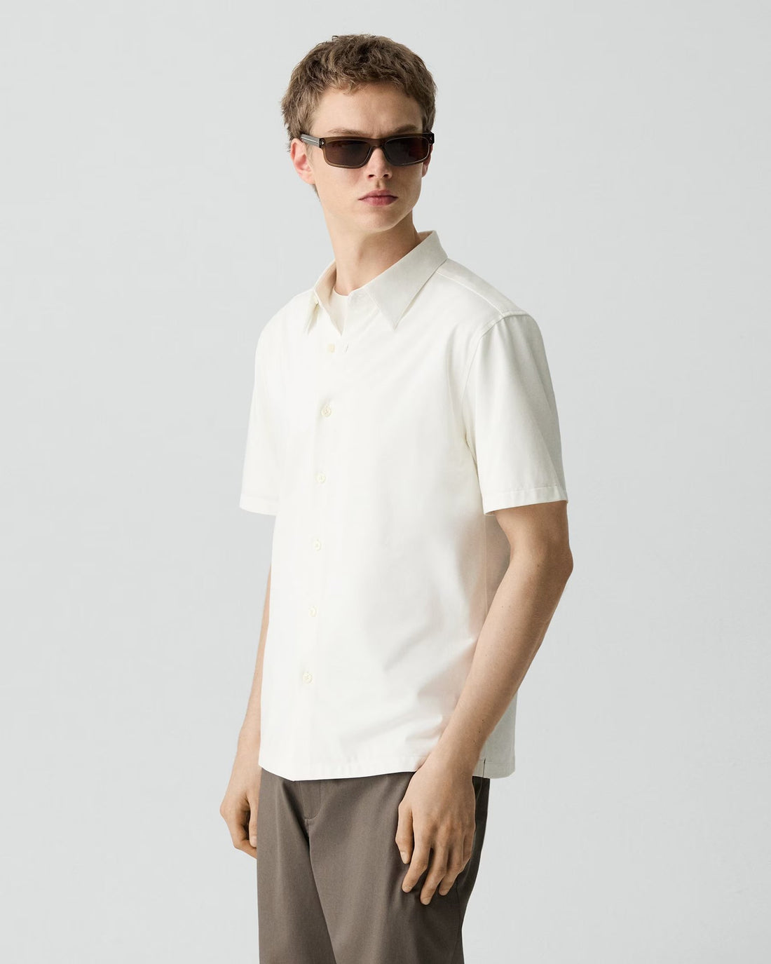 Theory Men’s Irving Short-Sleeve Shirt in Structure Knit - White