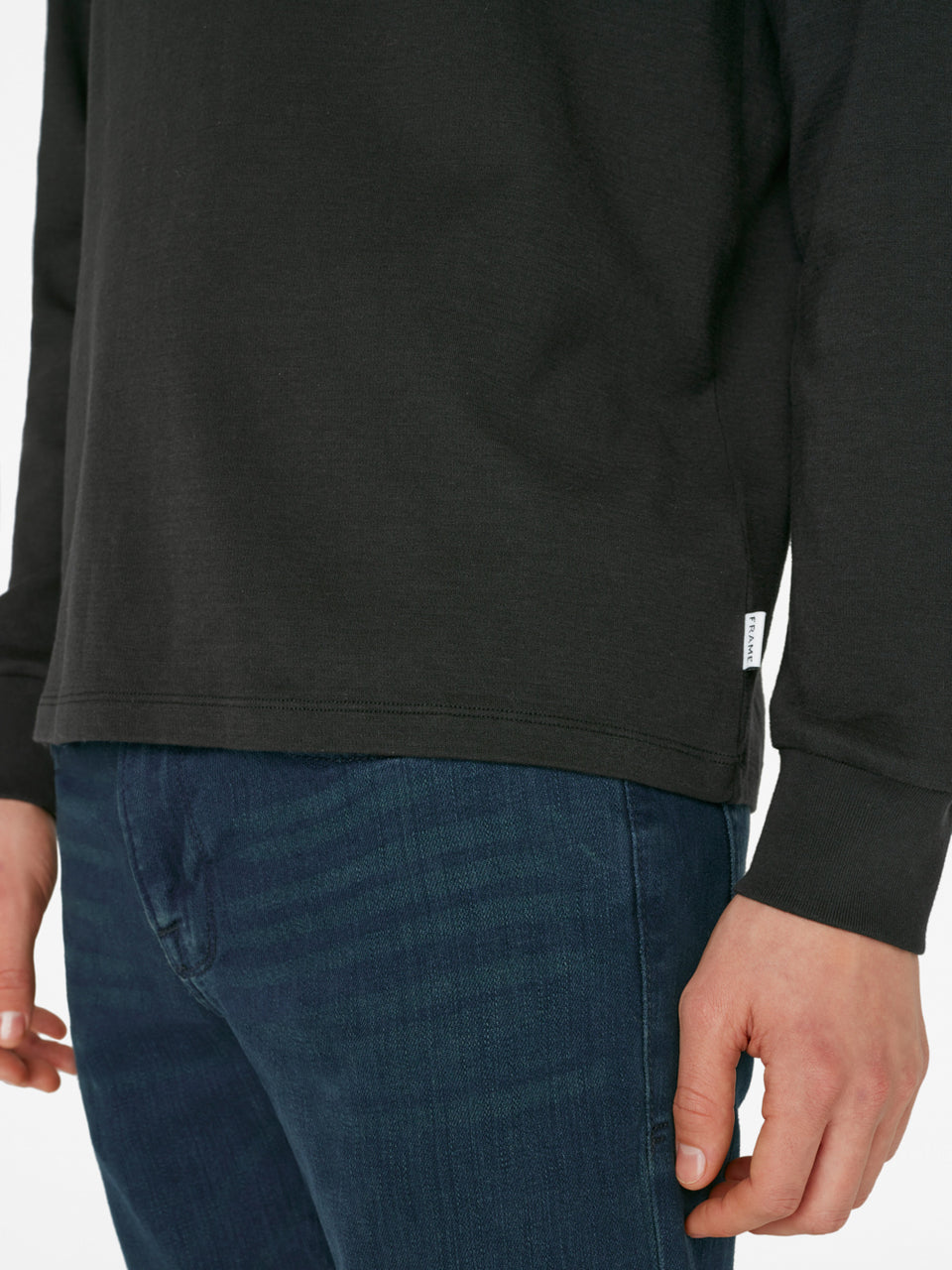 FRAME Men’s Duo Fold Long Sleeve Crewneck Tee - Noir