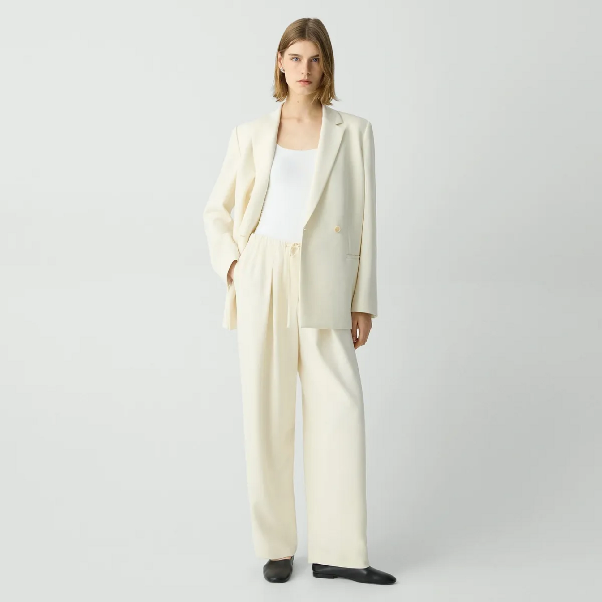 Theory Women's Pleated Pull-On Pant in Admiral Crepe Theory Women's Pleated Pull-On Pant in Admiral Crepe